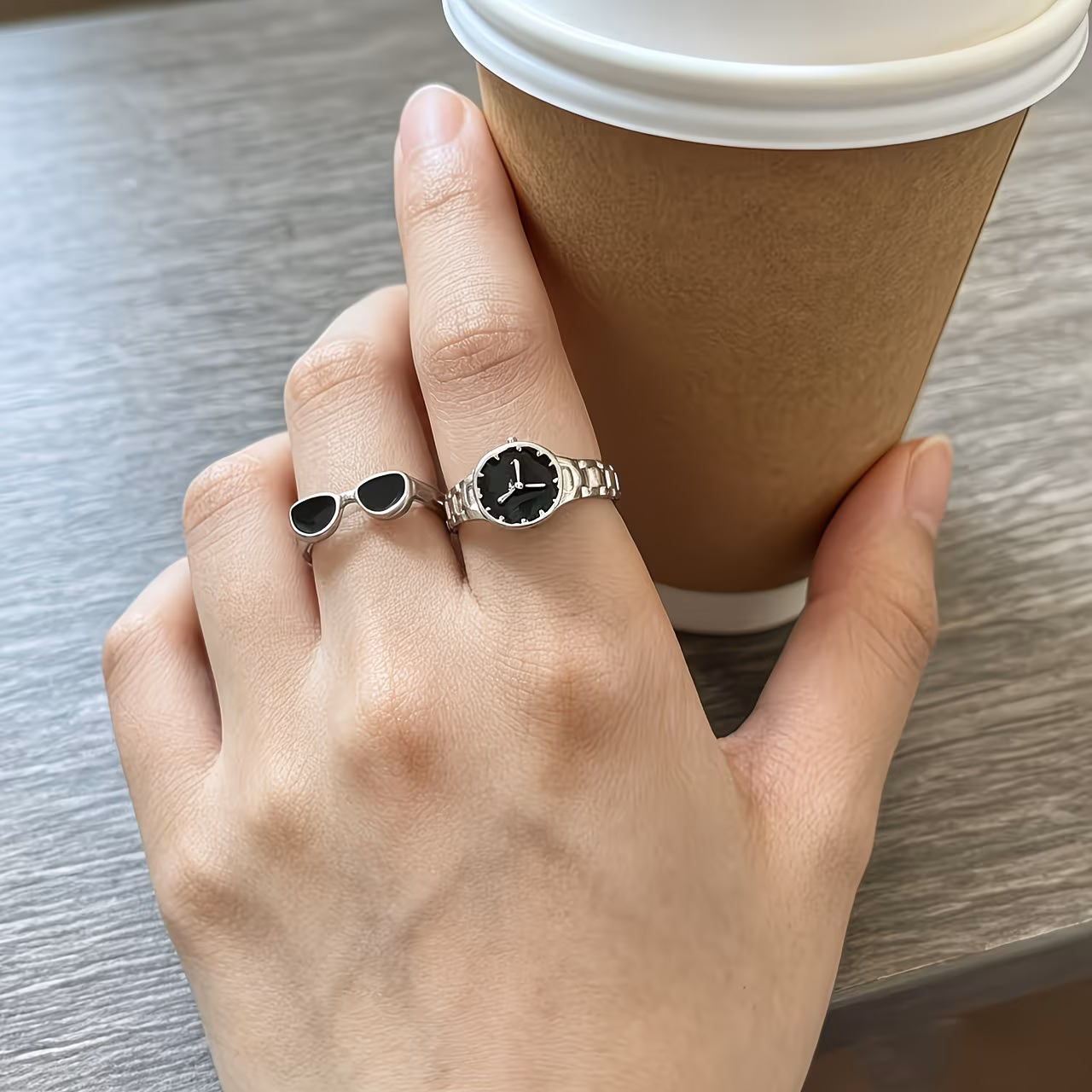  Rings