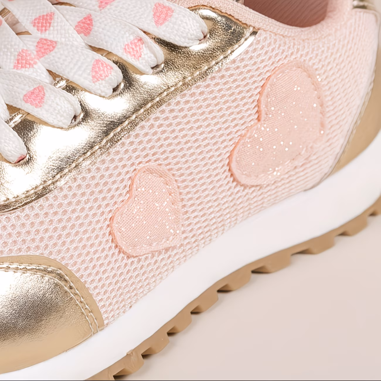  Canvas Sneakers