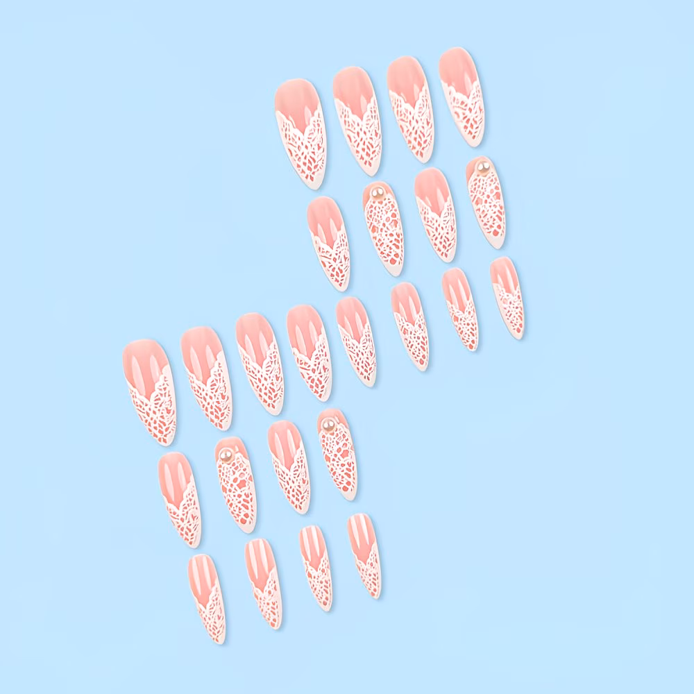  Nails