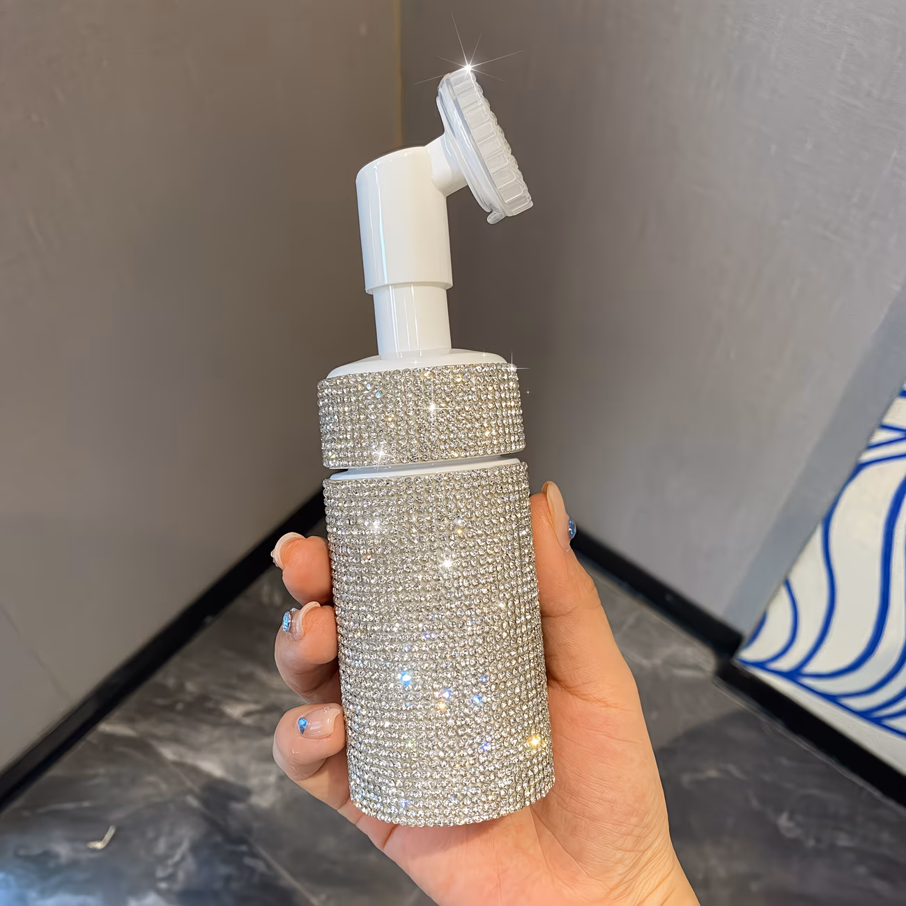Facial Cleanser Dispenser