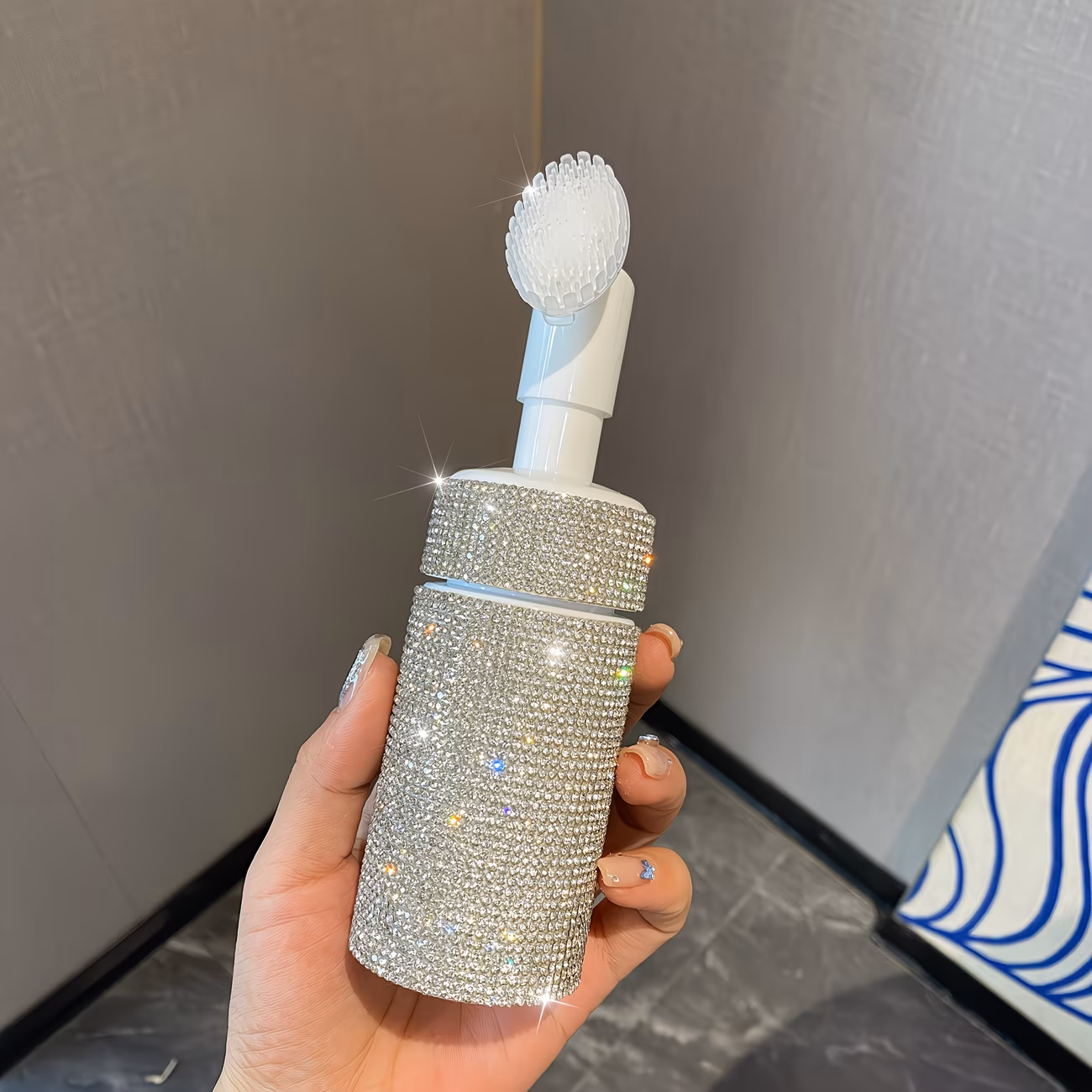 Facial Cleanser Dispenser