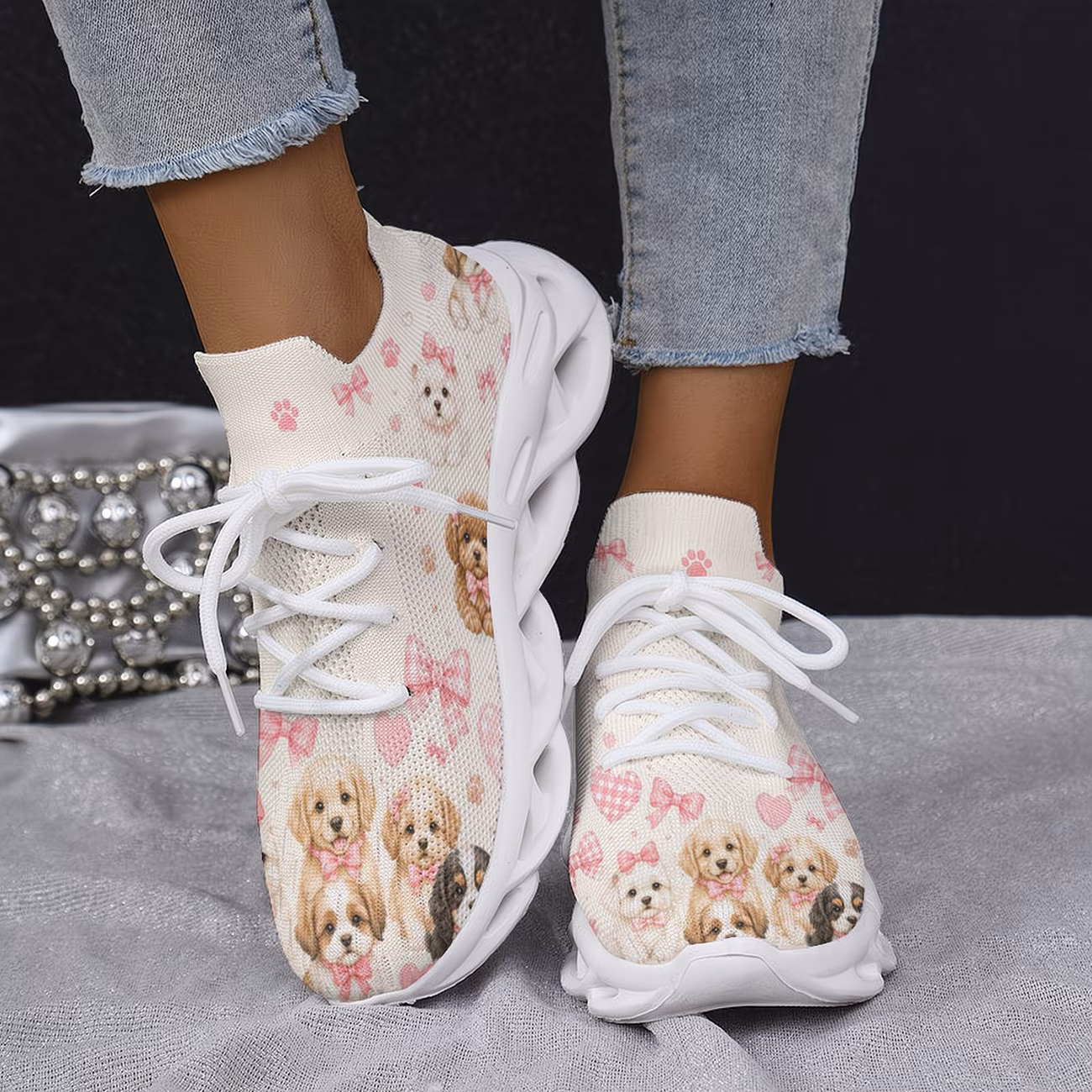  Sneakers