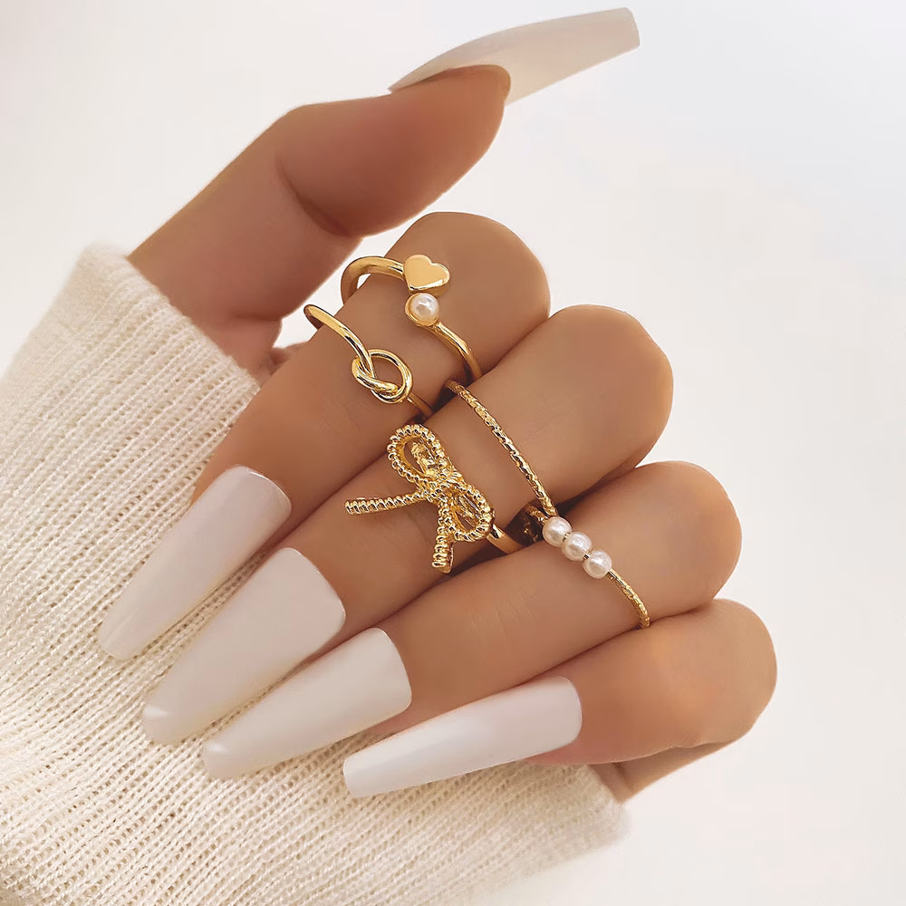  Rings